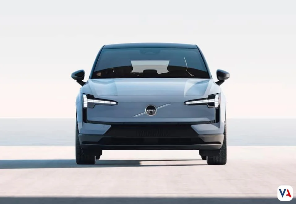 Volvo EX30: El SUV Eléctrico que Lidera la Seguridad en Colombia 12 Volvo EX30: El SUV Eléctrico que Lidera la Seguridad en Colombia -