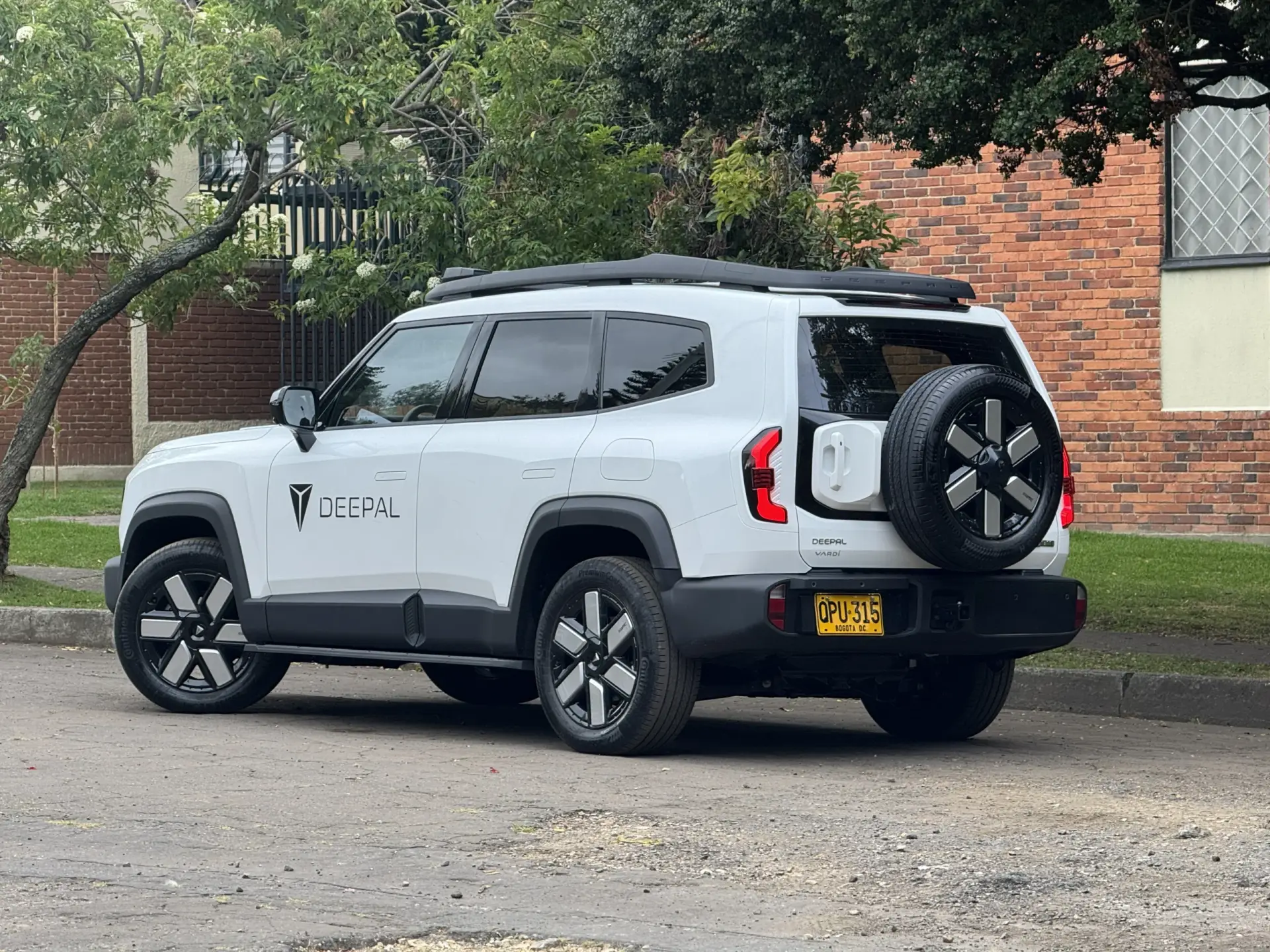 Deepal G318: un SUV de rango extendido preparado para las aventuras off-road en Colombia 23 Deepal G318: un SUV de rango extendido preparado para las aventuras off-road en Colombia -