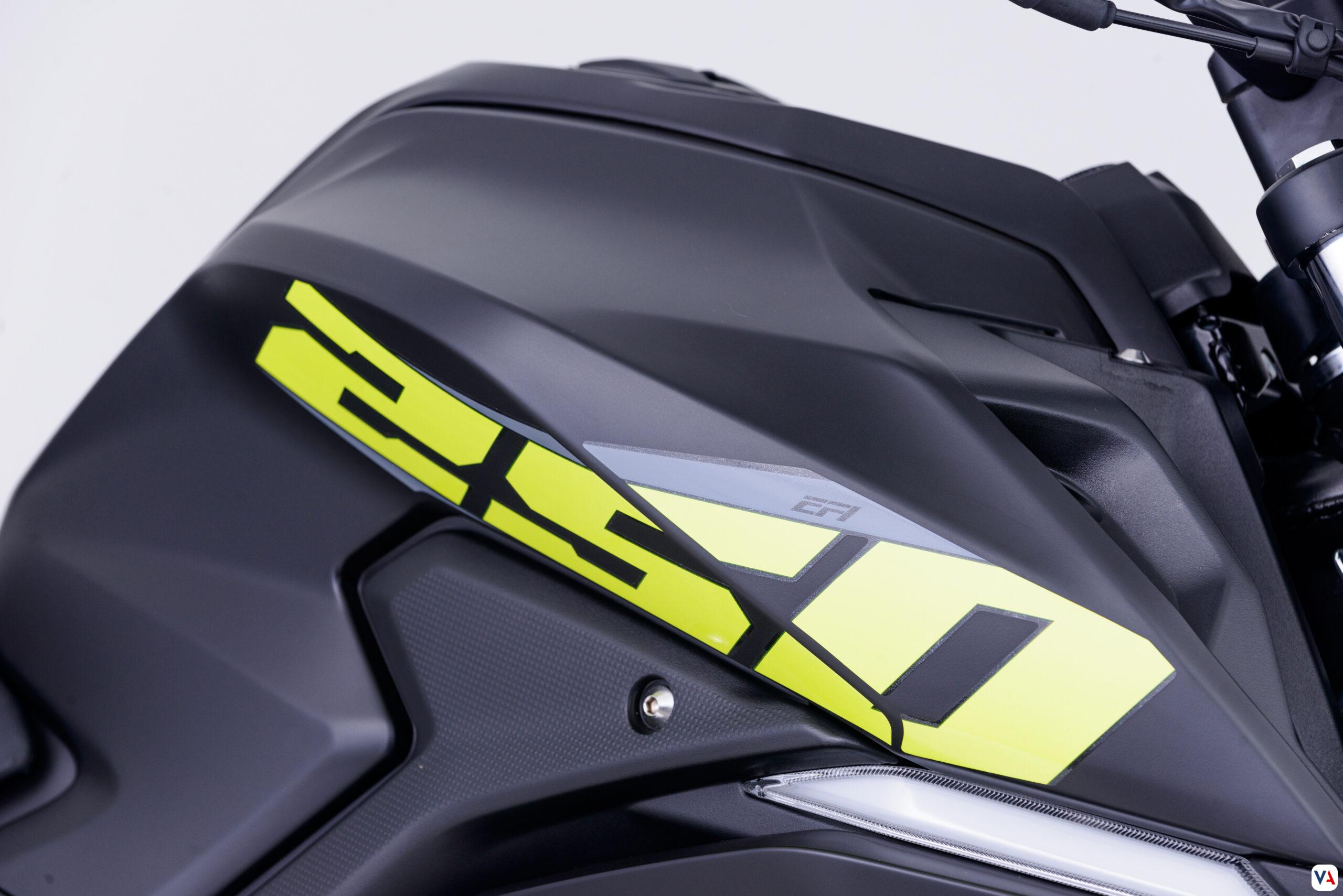 AKT Motos celebró 20 años en Colombia con la nueva 250R 2 AKT 250R