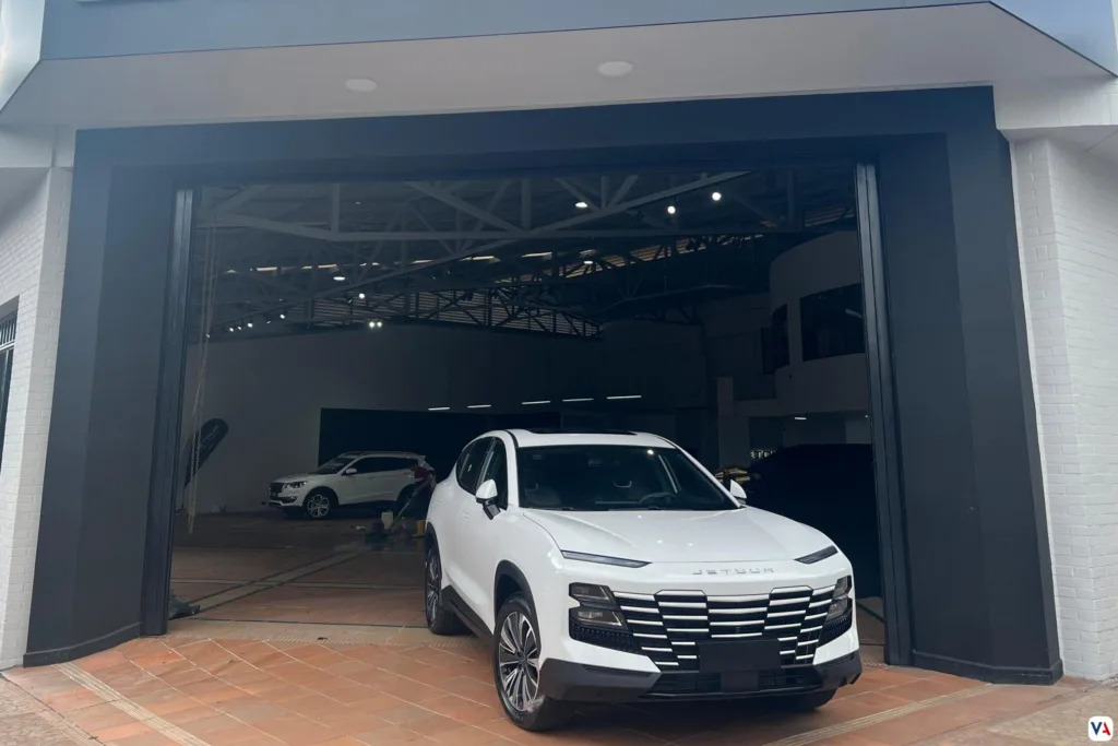 Jetour inauguró su primera vitrina exclusiva en Bucaramanga 4 Vitrina Jetour Bucaramanga Colombia 2024