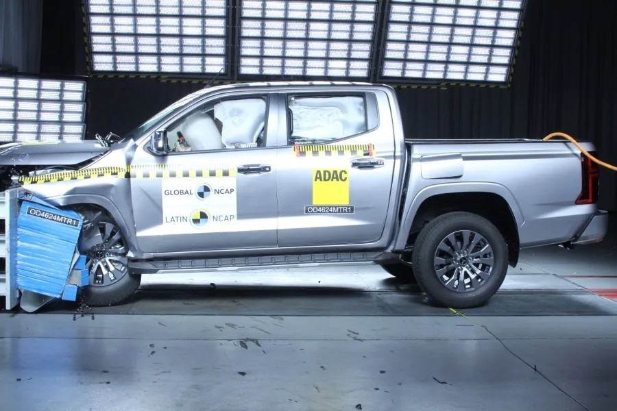Seguridad "cinco estrellas": La Mitsubishi L200 Tritón logra máxima calificación en Latin NCAP 6 Mitsubishi L200 Triton Latin NCAP 2024