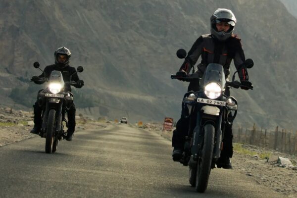 El mercado colombiano de motocicletas acelera con un crecimiento del 25,45% Royal Enfield Himalayan 450 Colombia