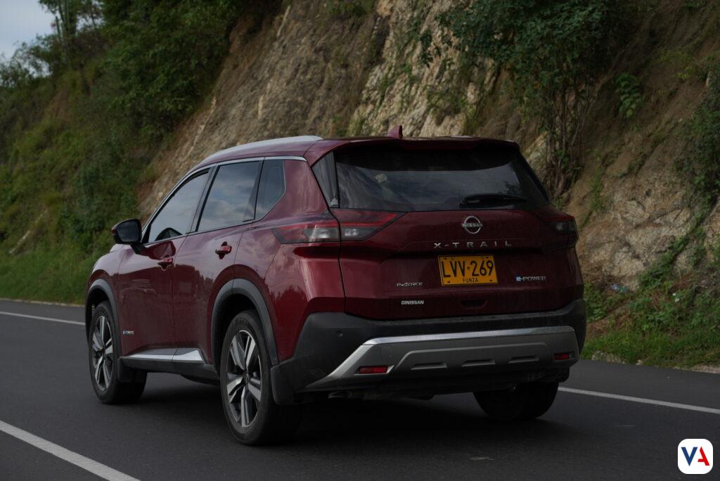 Nissan en Colombia cerró el 2024 con un crecimiento del 29% 8 Nissan_x-trail-Trasera