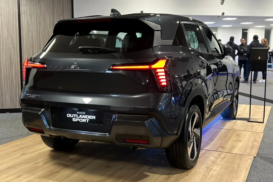 Outlander Sport 2025: el nuevo SUV que Mitsubishi trae a Colombia 8 Mitsubishi Outlander Sport en Colombia