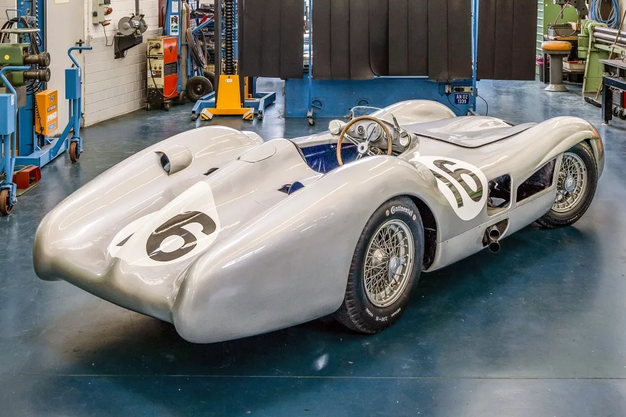El espectacular Mercedes-Benz W 196 R fue subastado por más de 50 millones de dólares 8 Mercedes-Benz W 196 R Stromlinienwagen de 1954