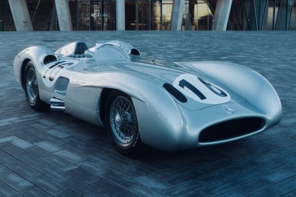 El espectacular Mercedes-Benz W 196 R fue subastado por más de 50 millones de dólares Mercedes-Benz W 196 R Stromlinienwagen de 1954