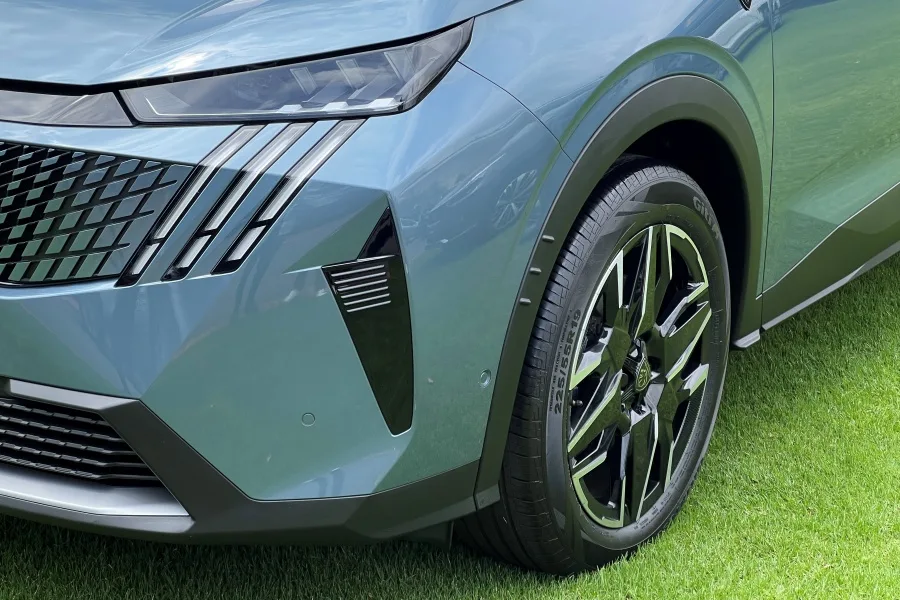 El nuevo Peugeot 3008 llega a Colombia con su vistoso Panoramic i-Cockpit 4 Peugeot 3008 GT en Colombia