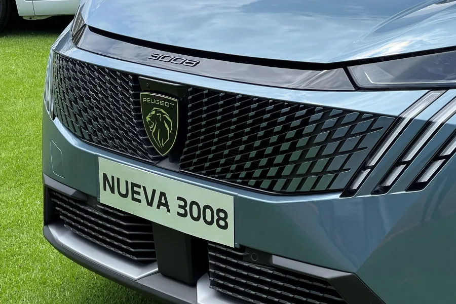 El nuevo Peugeot 3008 llega a Colombia con su vistoso Panoramic i-Cockpit 12 Peugeot 3008 GT en Colombia