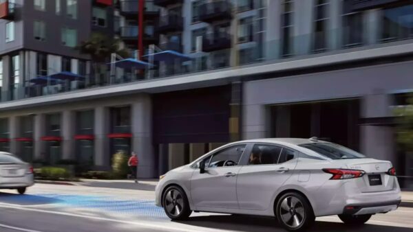 Premiado Nissan Versa 2025: el más seguro de su segmento Nissan Versa 2025