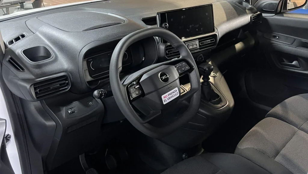 Opel Combo: el aliado innovador para su negocio en Colombia 8 Opel Combo