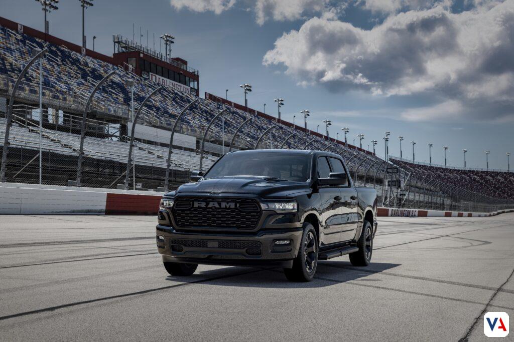 Regreso triunfante: la RAM 1500 HEMI está de vuelta 2 RAM 1500 HEMI