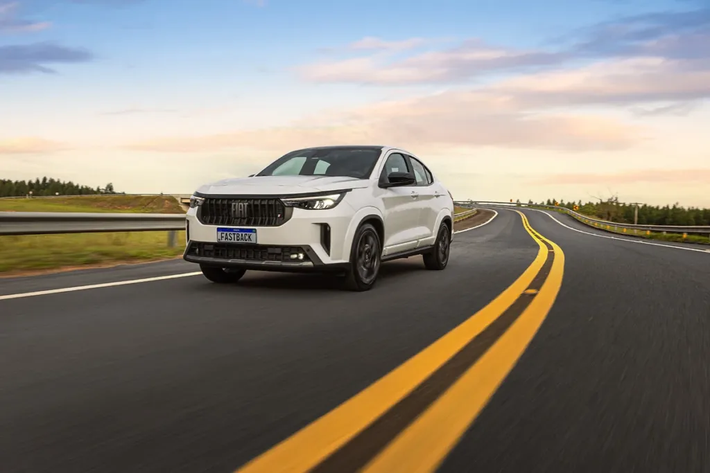 Fiat Fastback 2026: el renovado y espectacular SUV Coupé que redefine el mercado 2 Fiat Fastback 2026