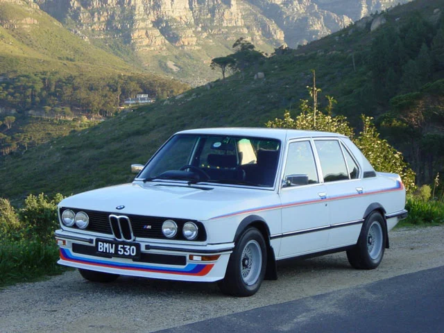 El origen del BMW M5: Un deportivo incógnito -