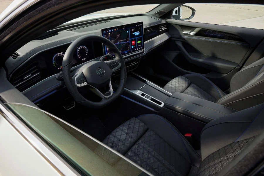 Volkswagen Passat Variant 2023 Volkswagen Passat Variant 2023: Innovación en la clase familiar -