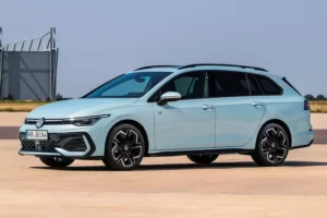 Volkswagen Golf Variant R-Line Mk 8.5