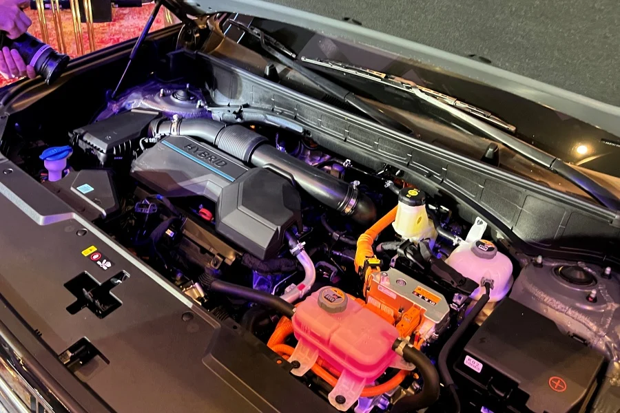 Lanzamiento Hyundai Santa Fe Hybrid Limited 4x4 en Colombia