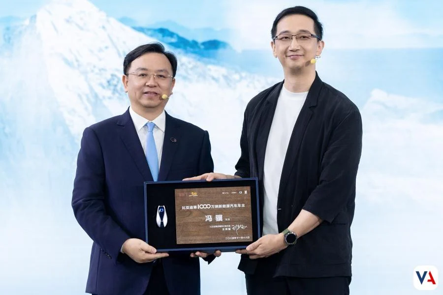 10 millones de vehículos eléctricos BYD: una marca que está transformando la movilidad global 4 Wang Chuanfu y Feng Ji