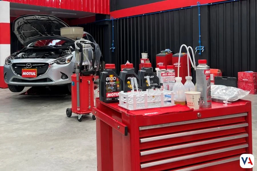 Garaje Motul: un nuevo espacio dedicado al cuidado automotriz 3 Garaje Motul en Bogotá