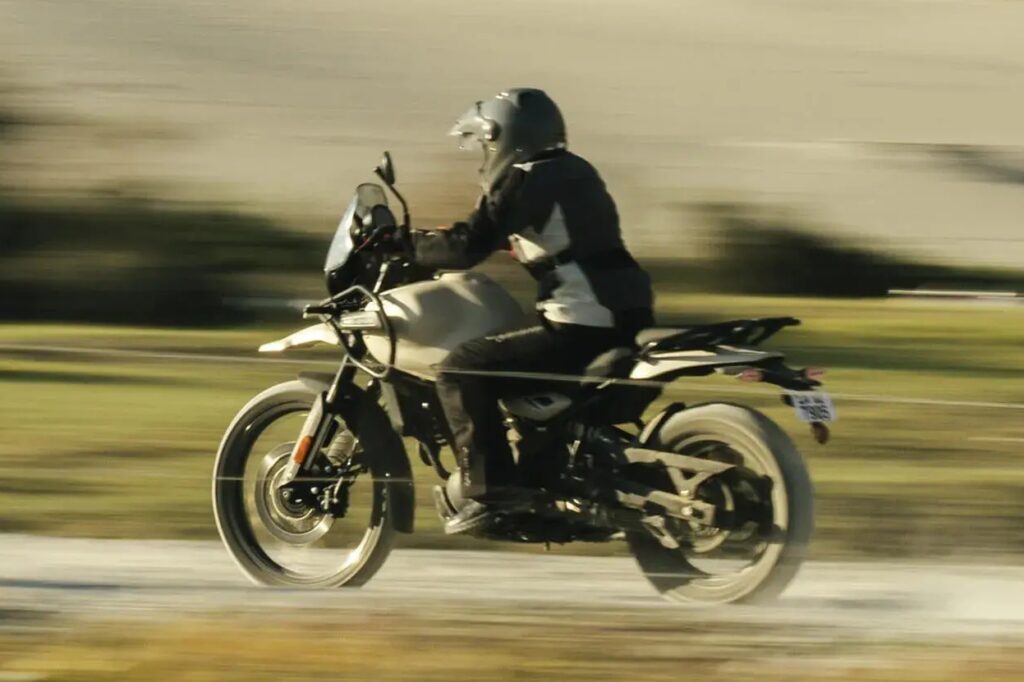 450 cc de aventura: Así es la nueva Royal Enfield Himalayan que llegará a Colombia 4 Royal Enfield Himalayan 450 Colombia