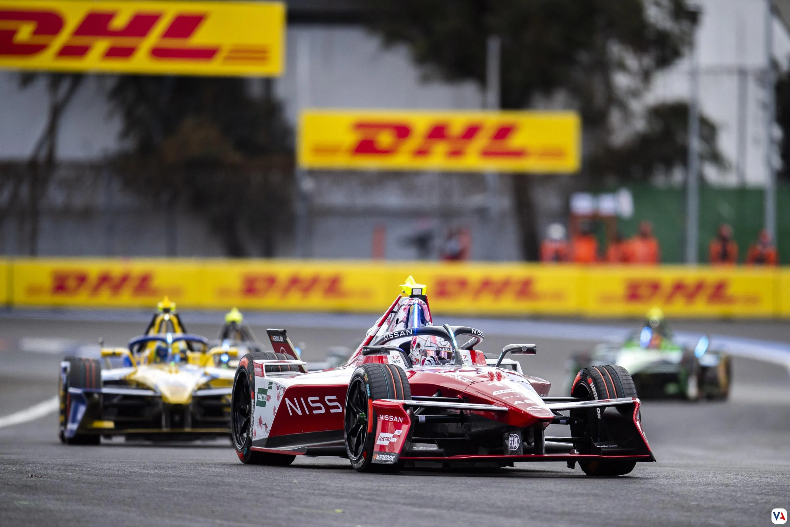 Oliver Rowland, al volante del innovador Nissan Gen3 Evo, conquista el E-Prix de la Ciudad de México con una actuación memorable.