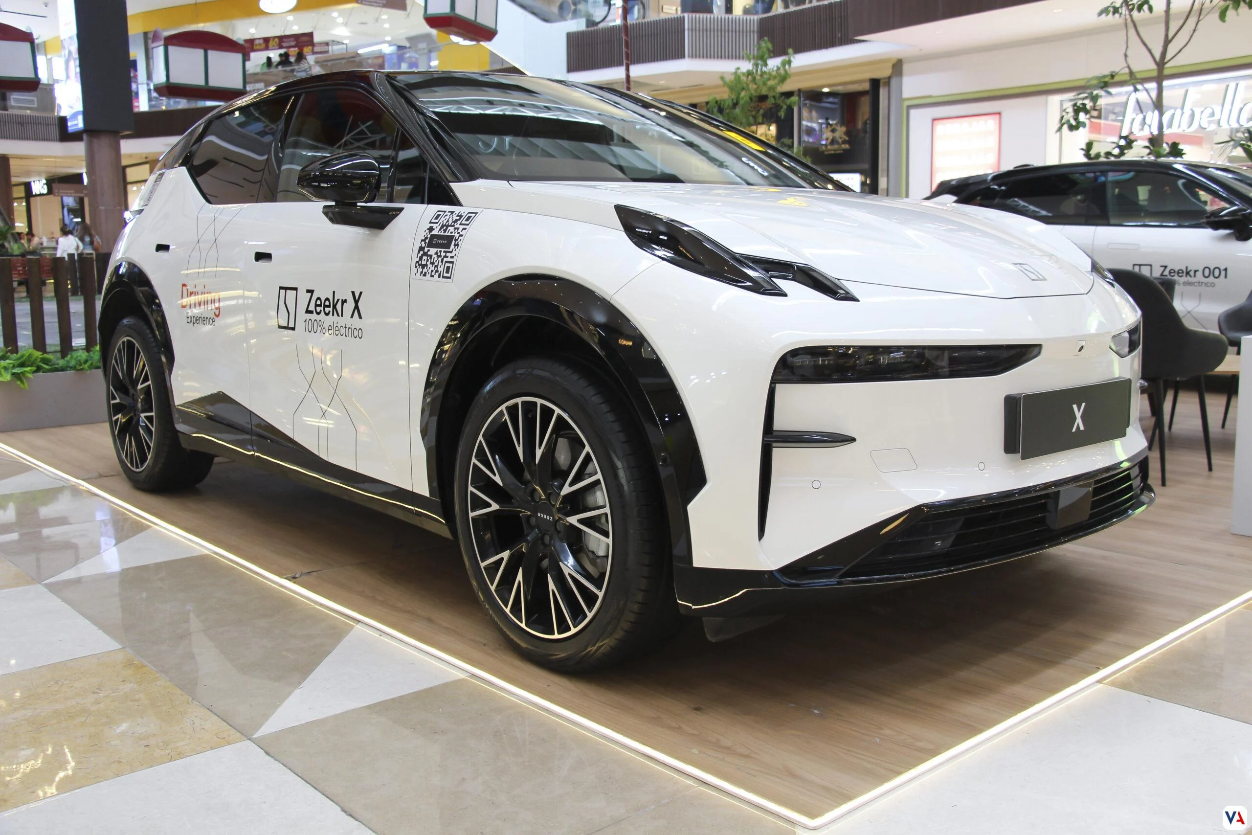 Zeekr inicia su expansión en Colombia con un nuevo punto en Chía 4 Zeekr