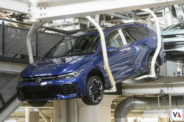 Volkswagen Golf Variant MK8 planta Wolfsburg