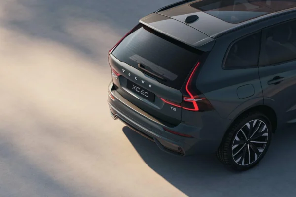 Refreshed_Volvo_XC60_exterior