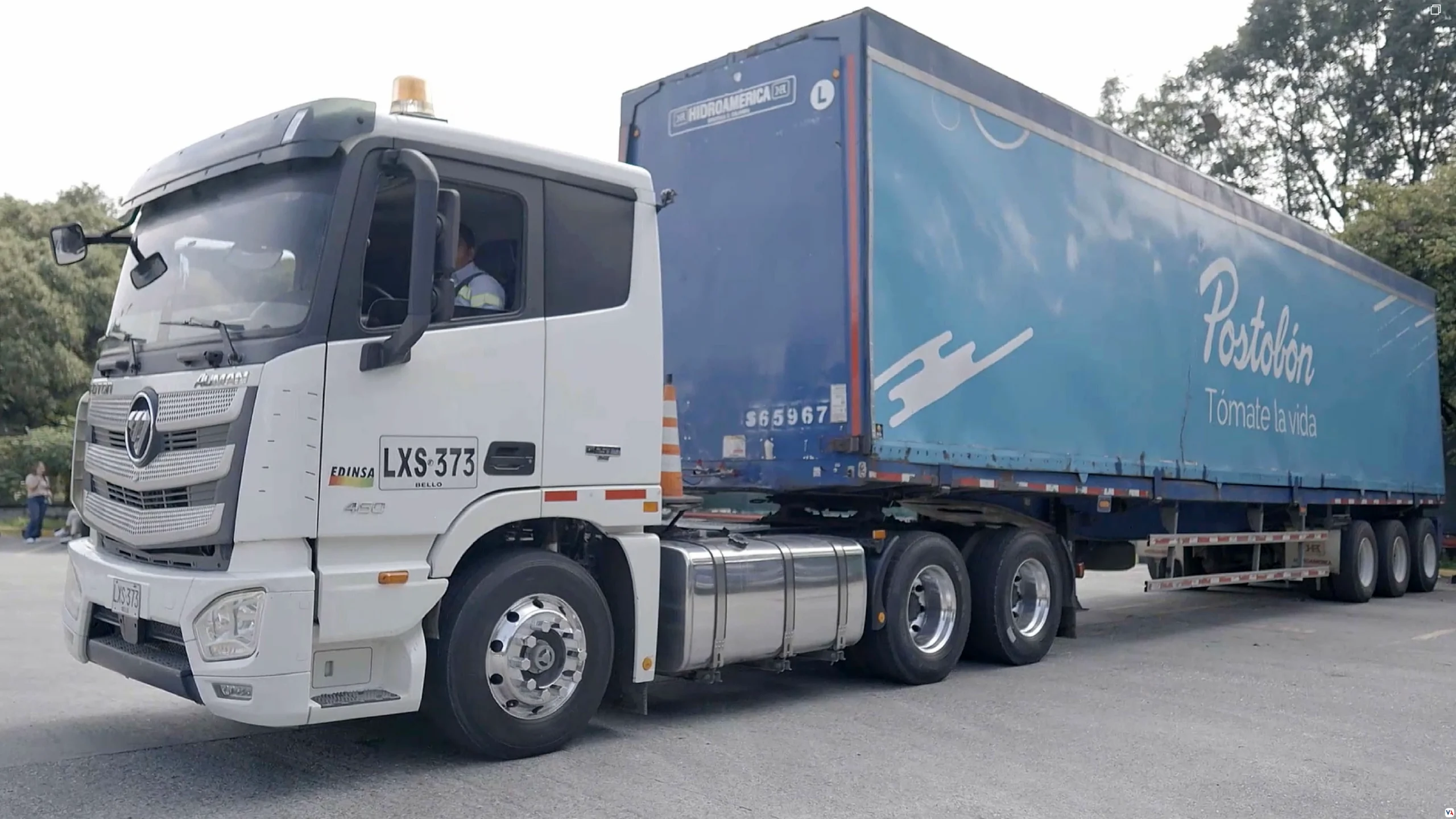 TRACTOCAMION-HIDROGENO