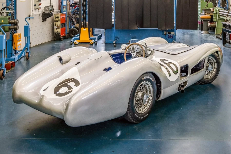 El espectacular Mercedes-Benz W 196 R fue subastado por más de 50 millones de dólares 5 Mercedes-Benz W 196 R Stromlinienwagen de 1954