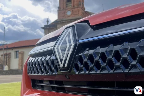 Renault logo Nouvel'R