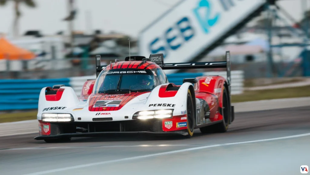 Porsche domina las 12 Horas de Sebring con un aplastante 1-2 3 Felipe-Nasr-BRA-Nick-Tandy-GBR-Laurens-Vanthoor-BEL-IMSA-Sebring-USA-2025-Porsche-AG