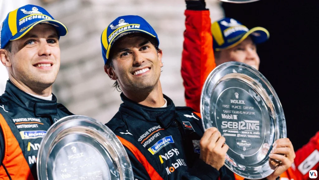 Porsche domina las 12 Horas de Sebring con un aplastante 1-2 2 Laurens-Vanthoor-BEL-Felipe-Nasr-BRA-l-r-Porsche-Penske-Motorsport-7-IMSA-Sebring-USA-2025-Porsche-AG