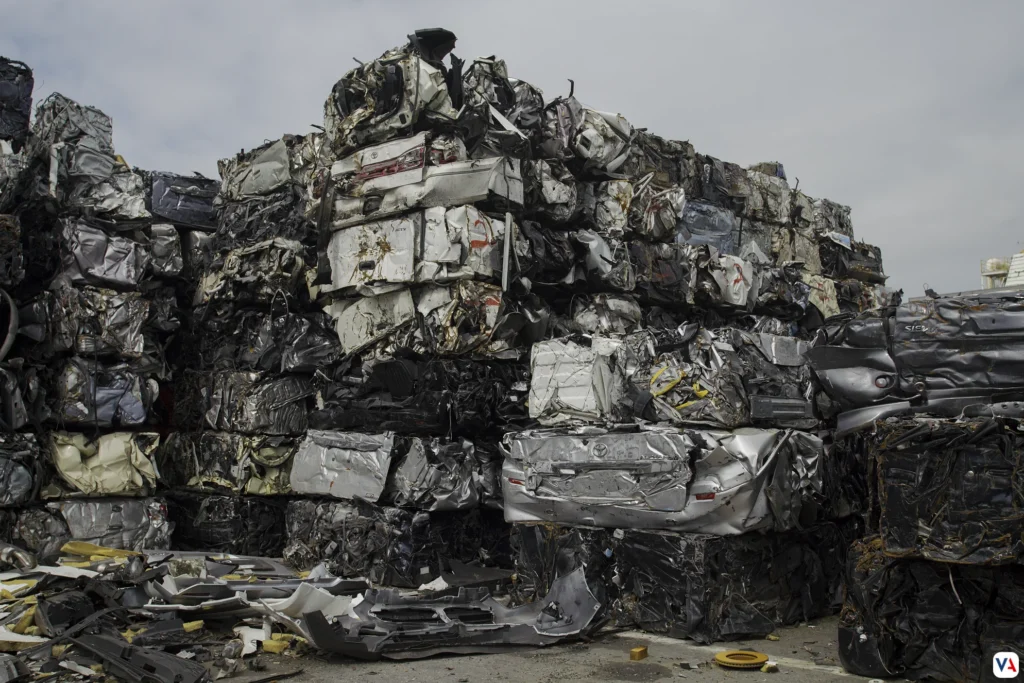 Toyota Lidera el Futuro del Reciclaje Automotriz 3 Toyota Planta metales