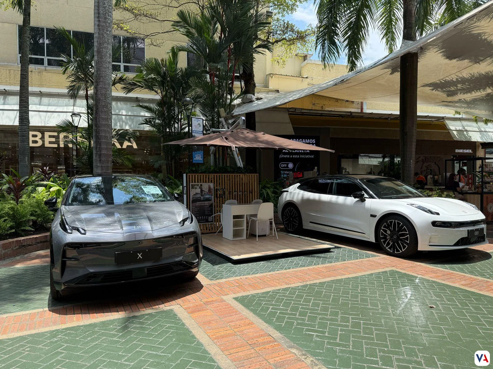 Zeekr Pop-Up Store Cali