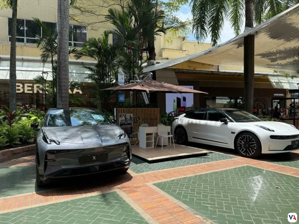 Zeekr Llega Con Poderío a Cali: Innovación Eléctrica Que Transforma la Movilidad 2 Zeekr Pop-Up Store Cali