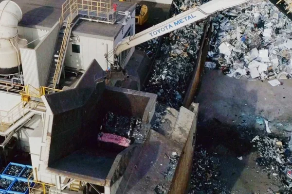 Toyota Lidera el Futuro del Reciclaje Automotriz -