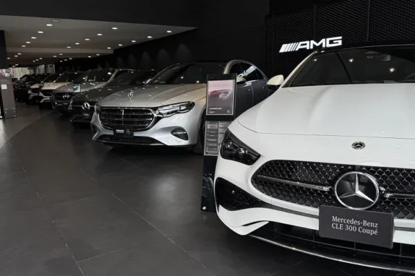 vitrina automercol Bogota