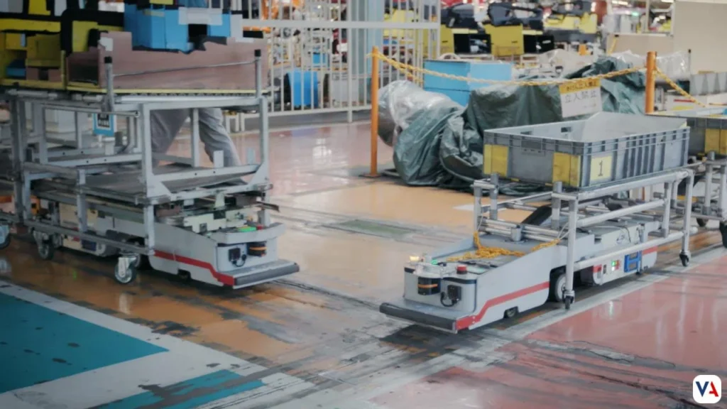 Reutilización baterías Nissan LEAF: energía sostenible más allá del coche 3 AGVs-that-run-at-a-Nissan-plant