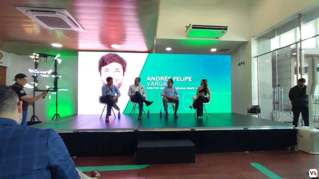 Incubadora Santander - Huevos Kikes - prefiere vehículos comerciales DFAC|DONGFENG 2 vehículos comerciales