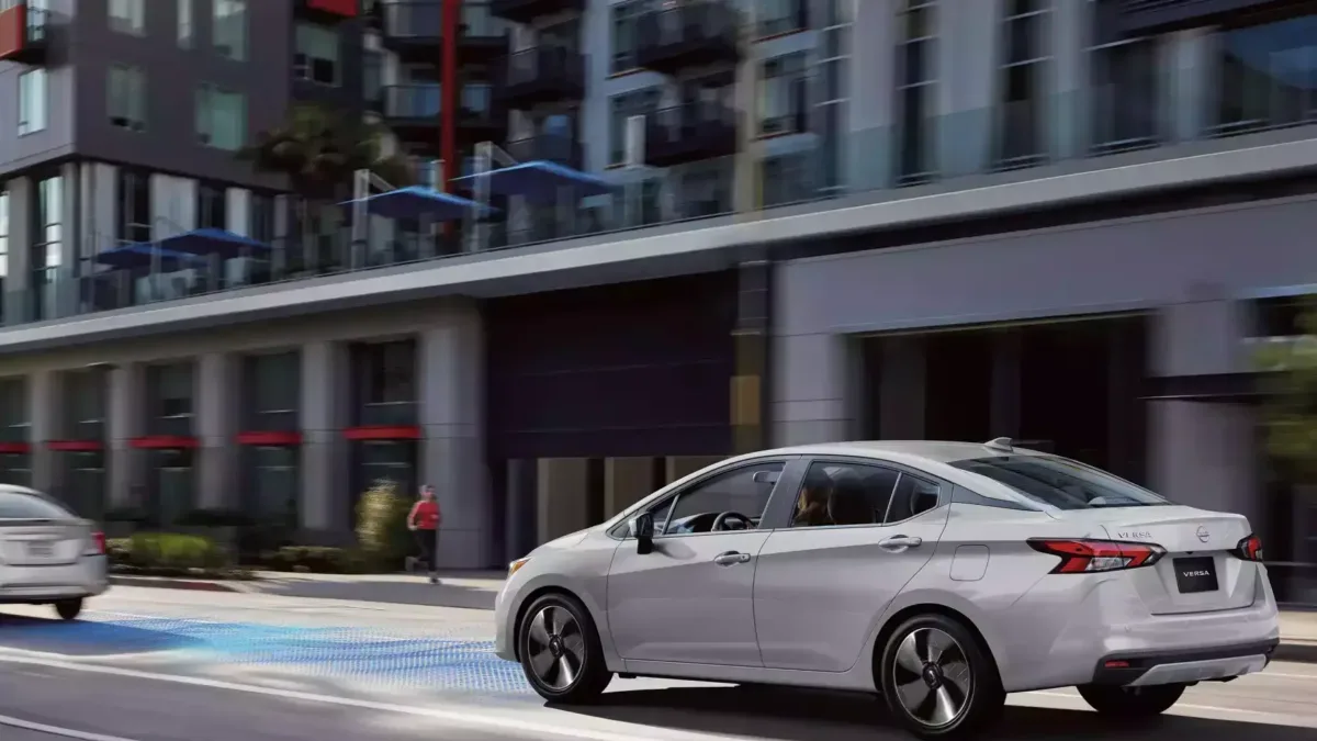 Nissan Versa 2025
