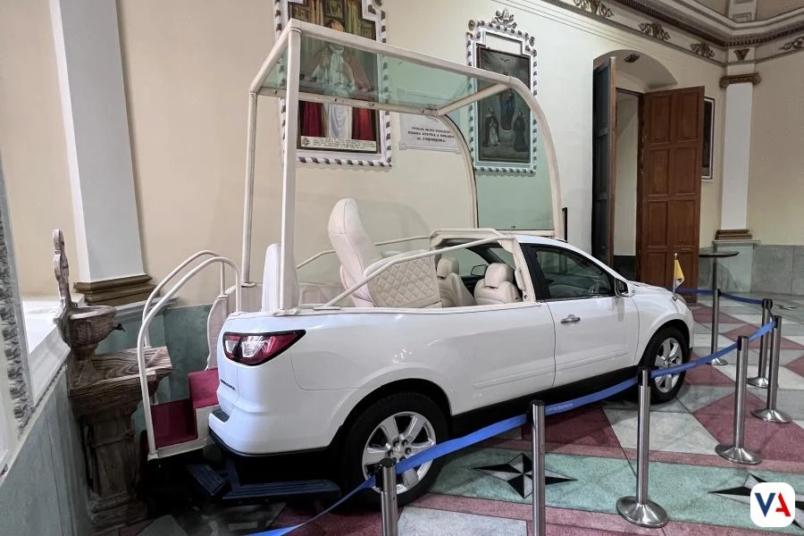 Papamóvil Chevrolet Traverse Colombia 2017