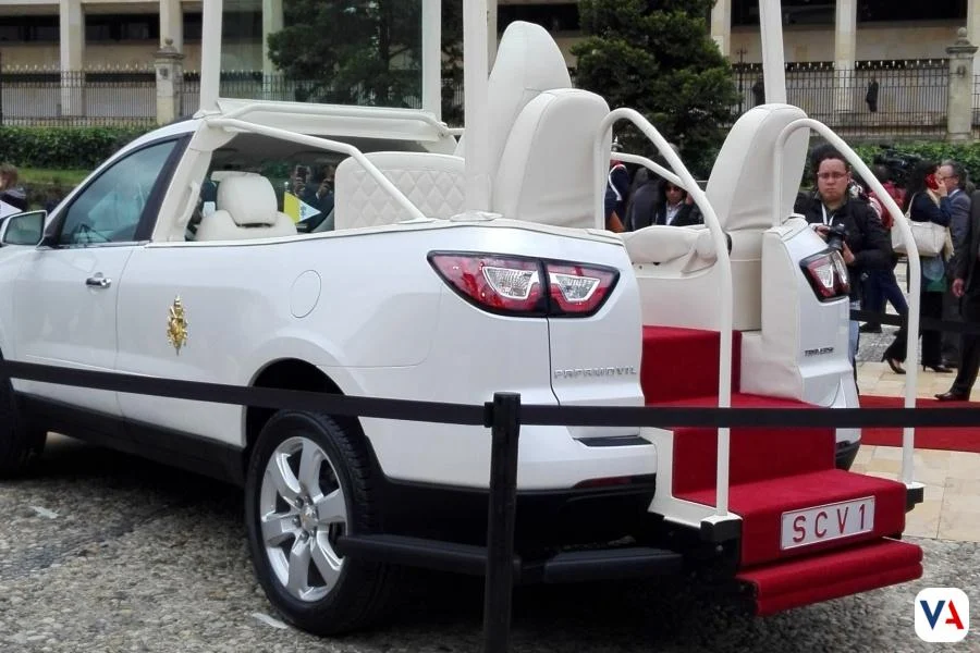 Papamóvil Chevrolet Traverse Colombia 2017