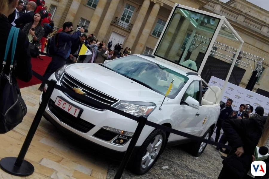 Papamóvil Chevrolet Traverse Colombia 2017