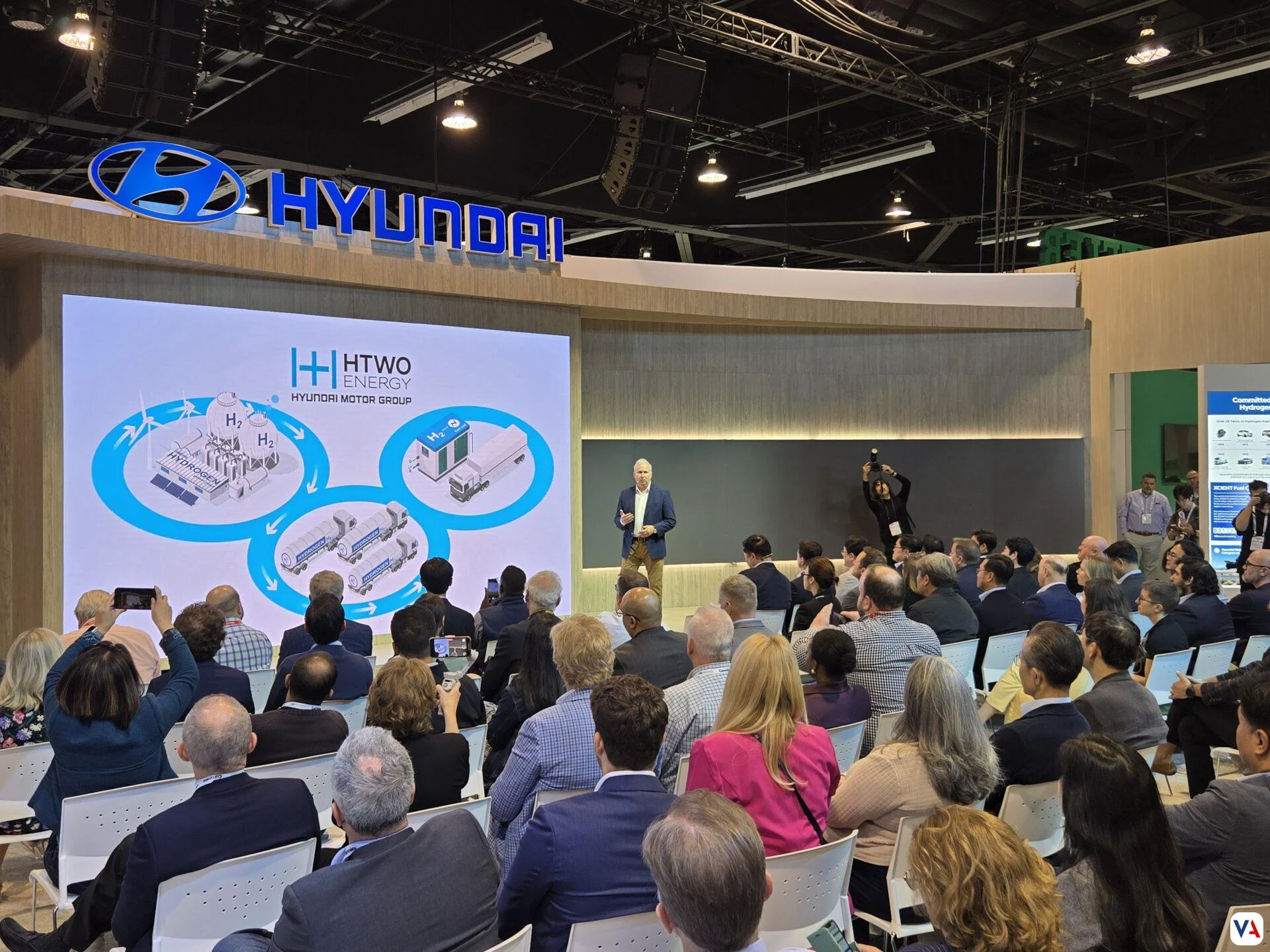 Hyundai Xcient: el camión de hidrógeno que pisa fuerte en USA 3 HYUNDAi-XCIENT camión de hidrógeno