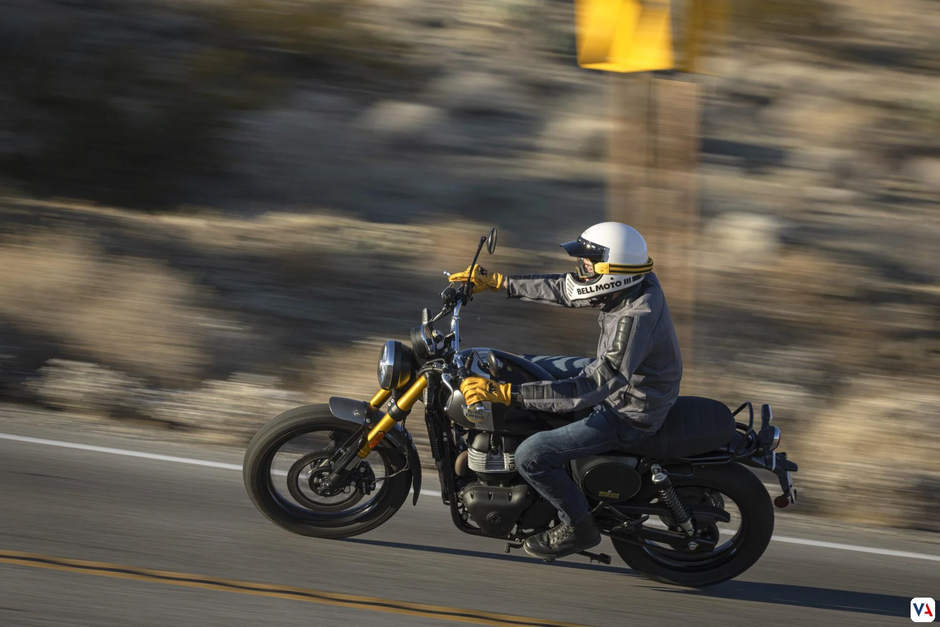 Royal Enfield Colombia deslumbra con nuevos modelos en la Feria 2 Ruedas 11 Royal Enfield Colombia BEAR 650