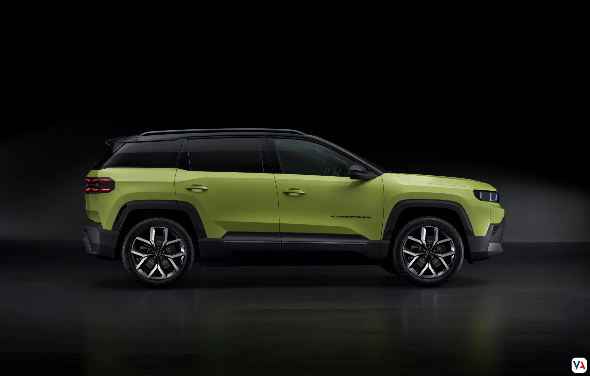 Nuevo Jeep Compass: Aventura versátil y eléctrica 3 nuevo Jeep Compass