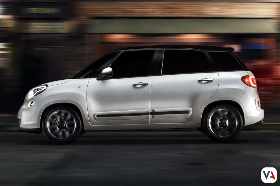 Los Fiat 500L del Papa Francisco: Símbolo de humildad papal 5 Fiat 500L Papa Francisco