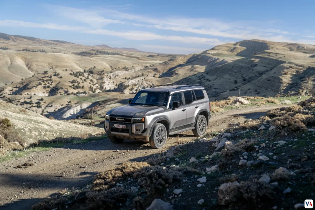 Land Cruiser Hybrid 48V: un poder innovador y superior para la leyenda 4 Land Cruiser Hybrid 48V
