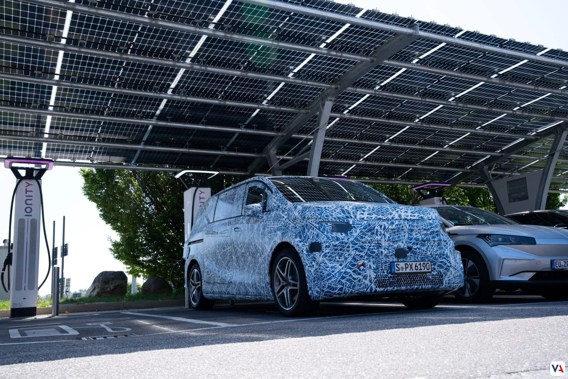 Mercedes-Benz VLE: la revolución eléctrica que recorre 1.100 km sin esfuerzo 2 Mercedes-Benz VLE