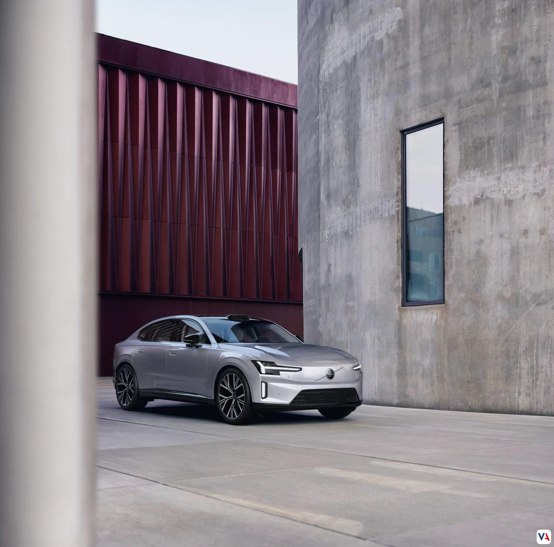 Volvo ES90: el sedán eléctrico que redefine la movilidad sostenible 5 Volvo ES90